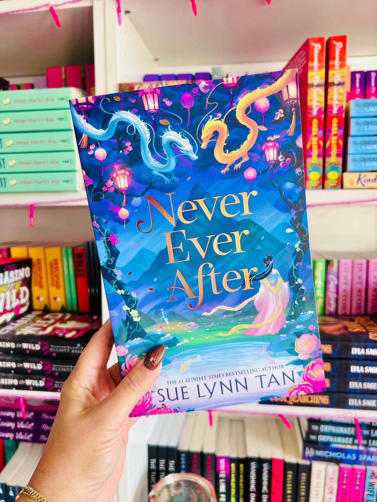 Never Ever After (UK- Edition, Paperback)