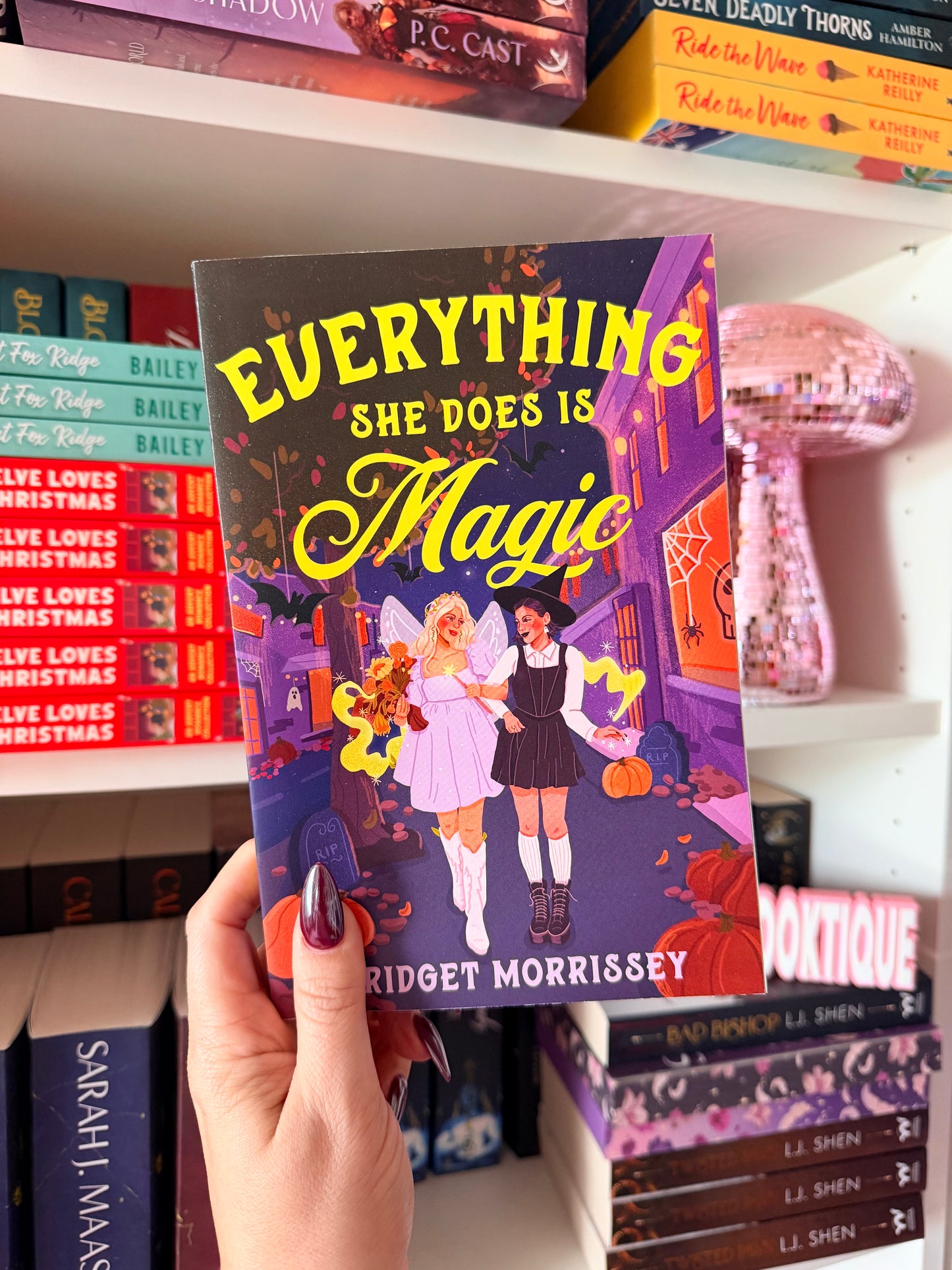 Everything She Does Is Magic (Fableview)