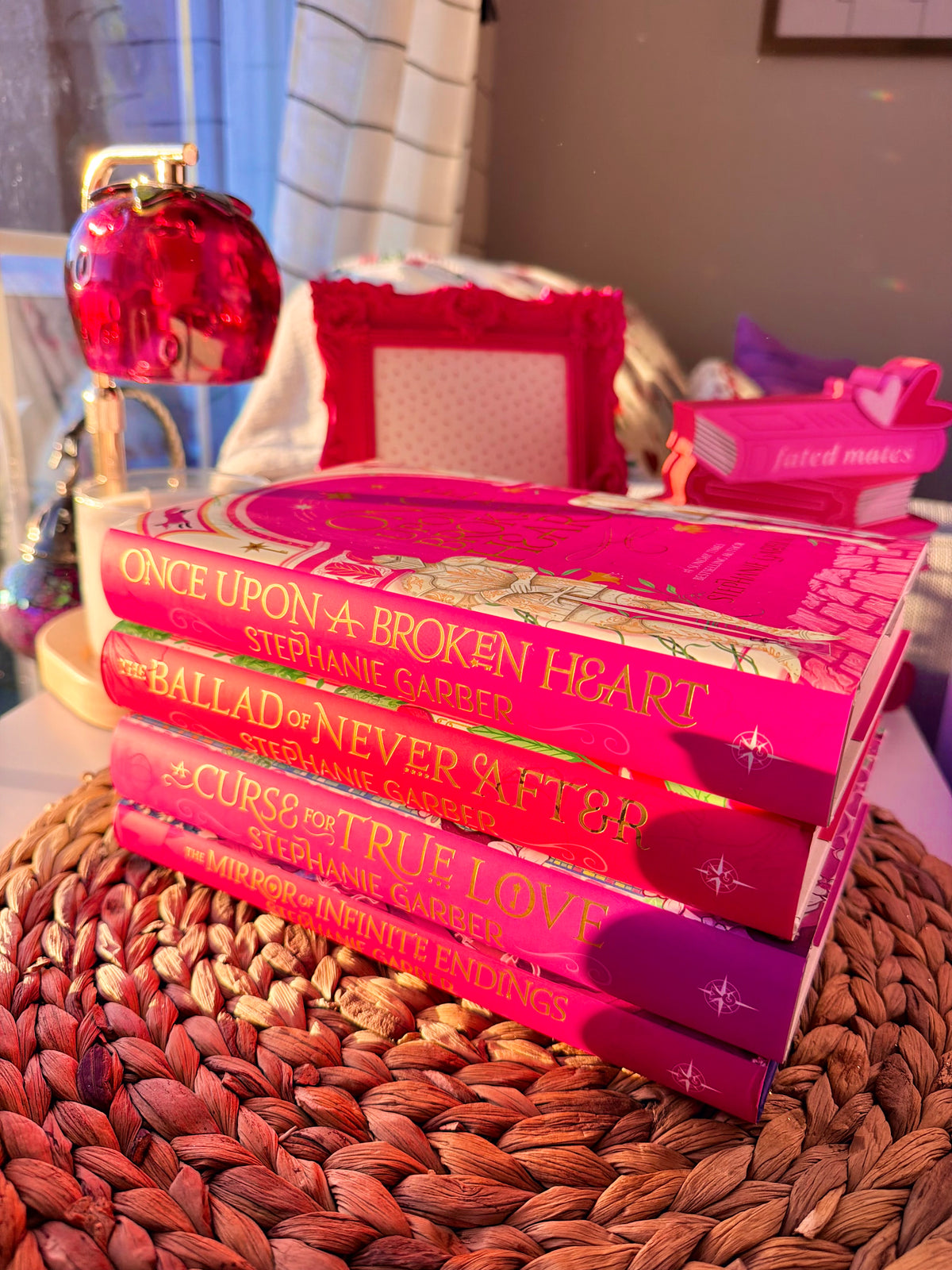 Once Upon a Broken Heart: 3 Book Series (Uk Edition, Hardcover)