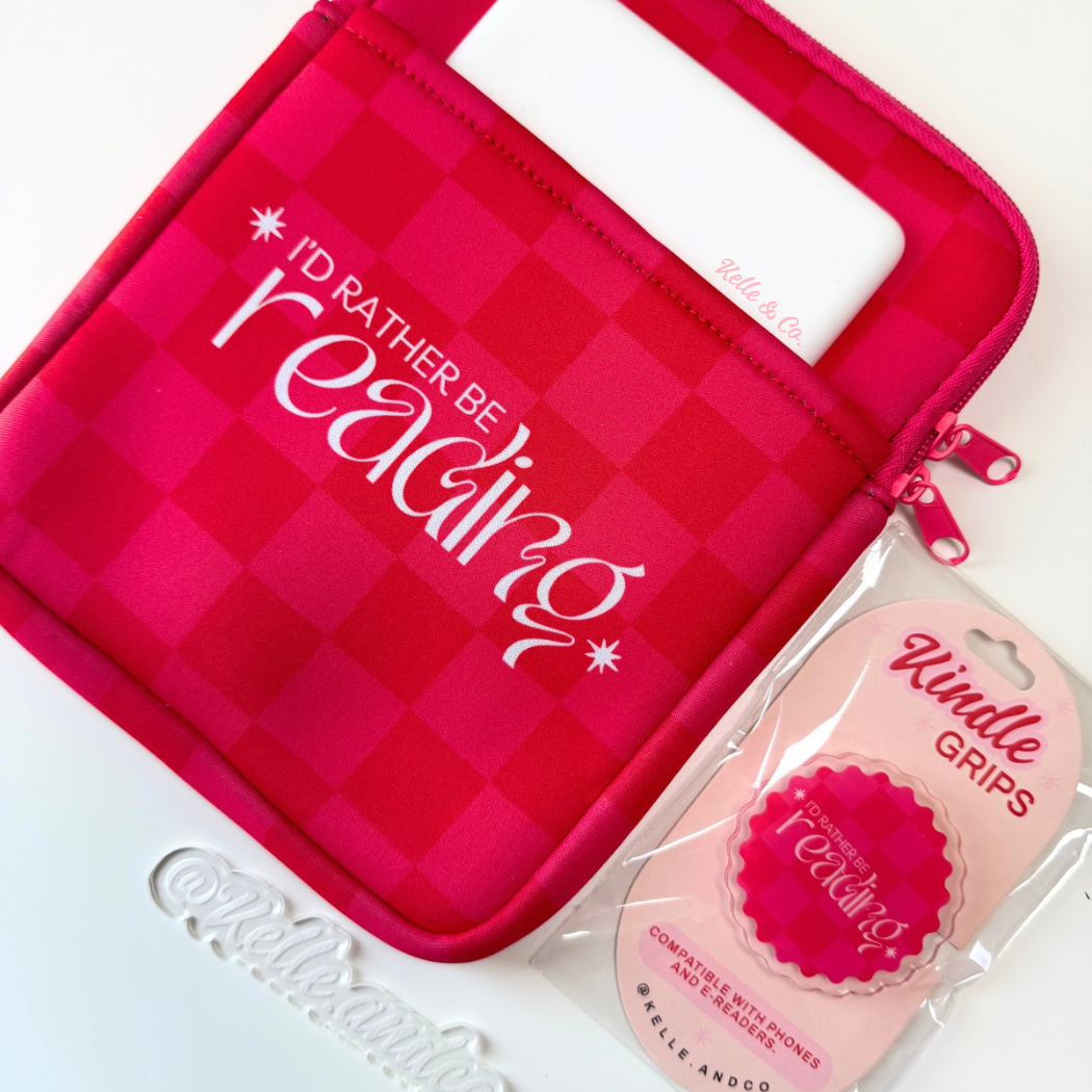 Reading Kindle sleeve | Book & Kindle Sleeve Pouch | checker