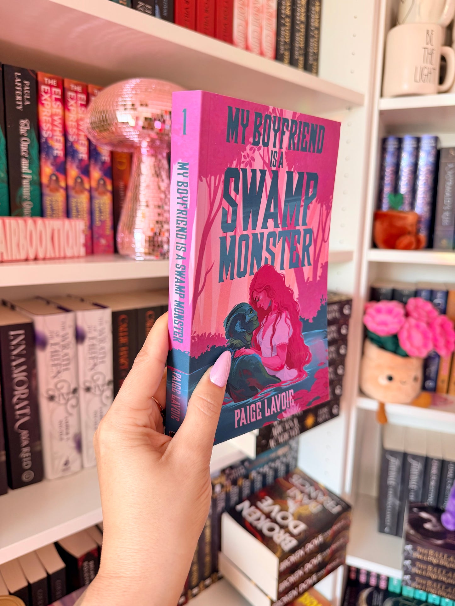My Boyfriend Is a Swamp Monster (My Monster Meet Cute #1)(signed+sticker+artprint)