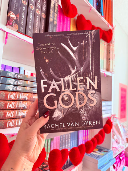 Fallen gods (International Edition)