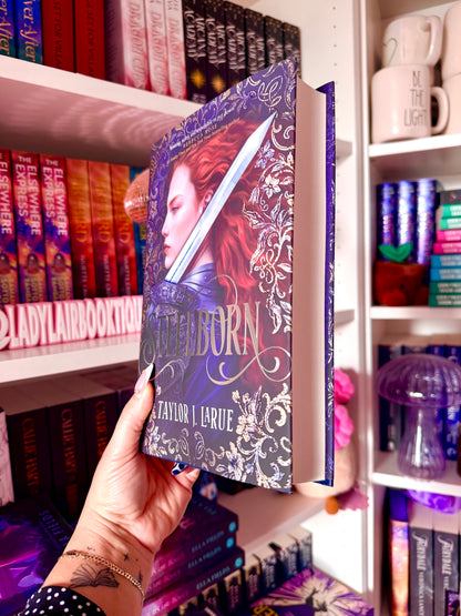 Steelborn: The brand-new hottest enemies-to-lovers fantasy romance (Uk edition, Hardcover, reversible dust jacket)