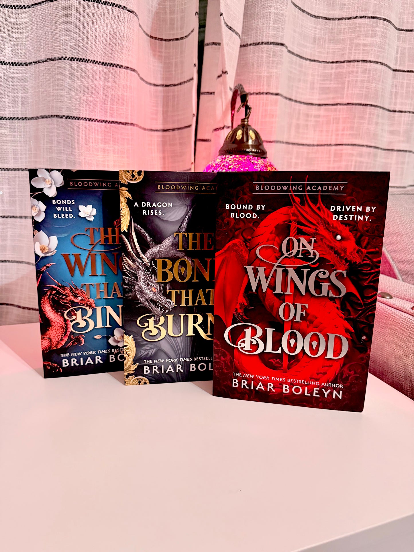 On Wings Of Blood: The new and hottest, MUST-READ dark academia, enemies-to-lovers fantasy romance, with dragons and vampires, for 2025! (Bloodwing Academy, Book 1)