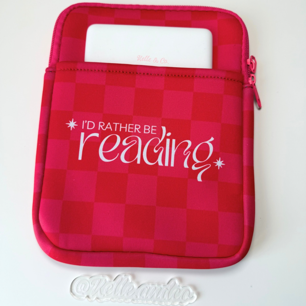Reading Kindle sleeve | Book & Kindle Sleeve Pouch | checker